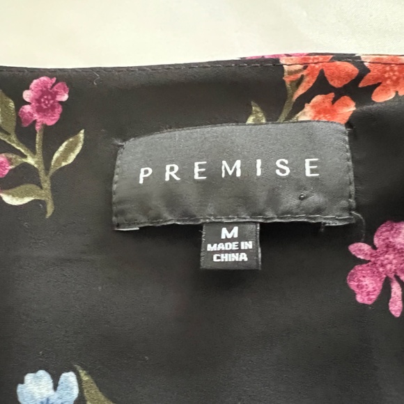 Blouse - Picture 3 of 6